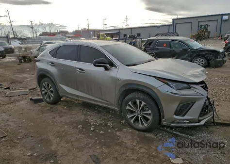 2021 Lexus Nx 300 Base z USA, uszkodzony, nr VIN JTJSARDZ8M2244022